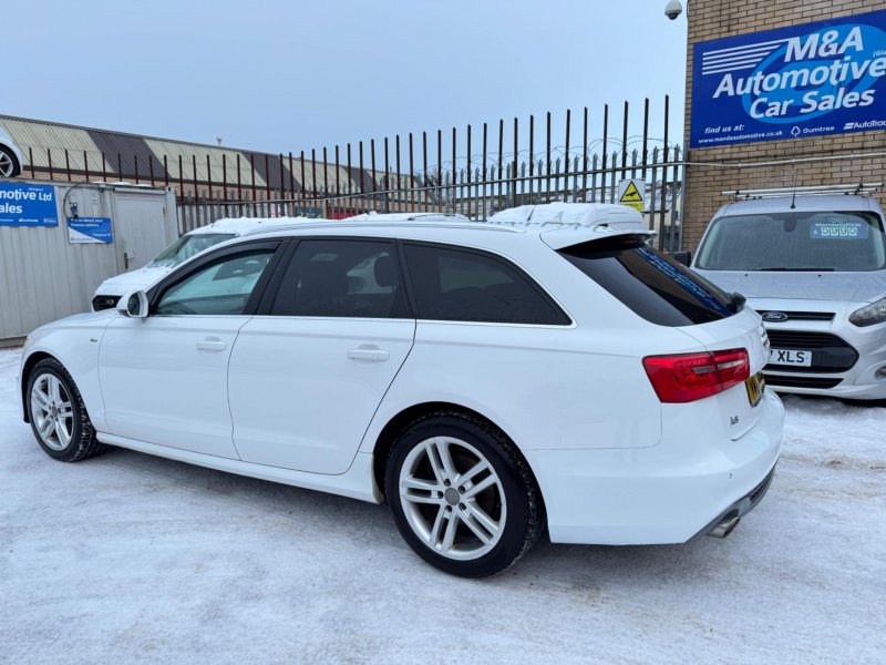 AUDI A6 AVANT