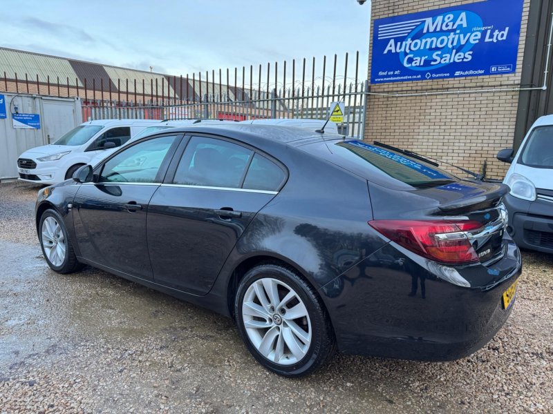 VAUXHALL INSIGNIA