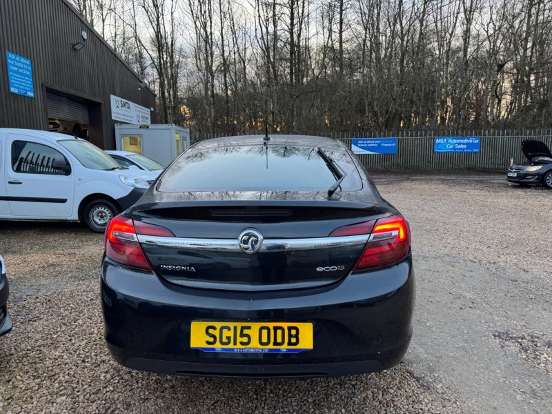 VAUXHALL INSIGNIA