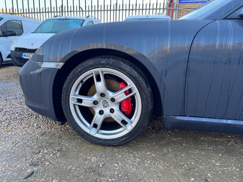 PORSCHE BOXSTER