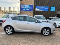 VAUXHALL ASTRA