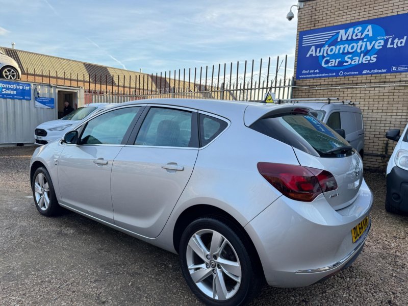 VAUXHALL ASTRA