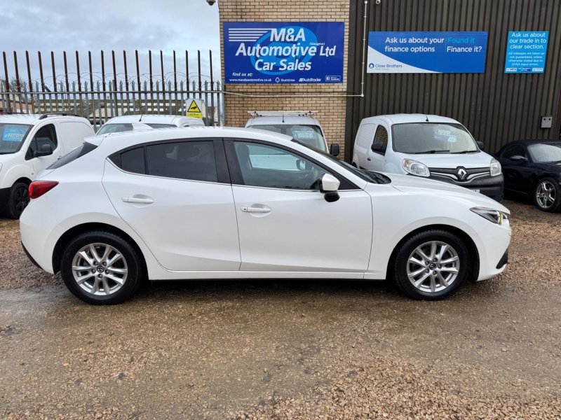 MAZDA MAZDA3