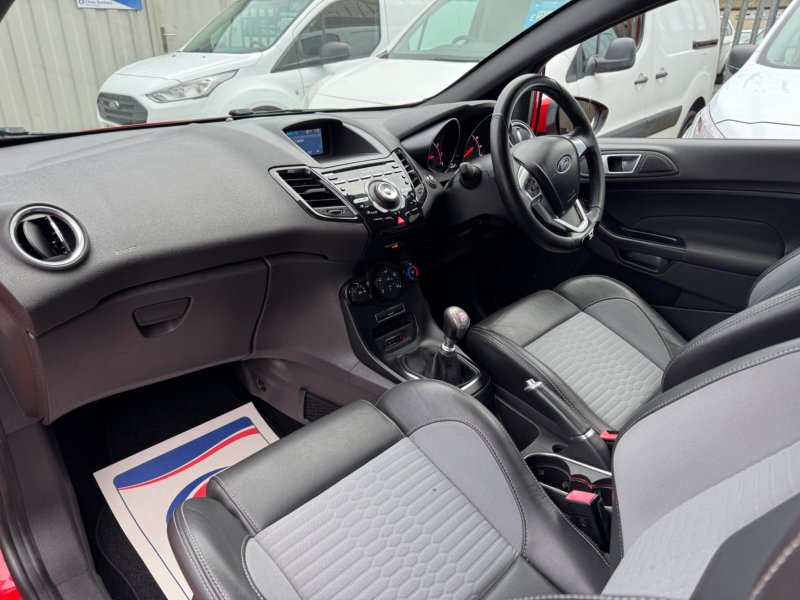 FORD FIESTA