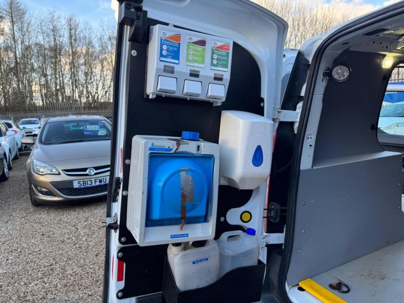FORD TRANSIT CONNECT