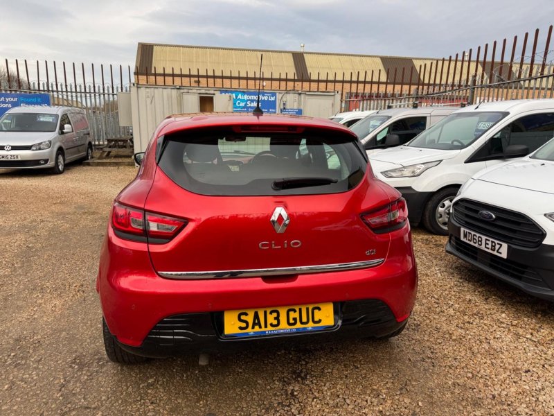 RENAULT CLIO