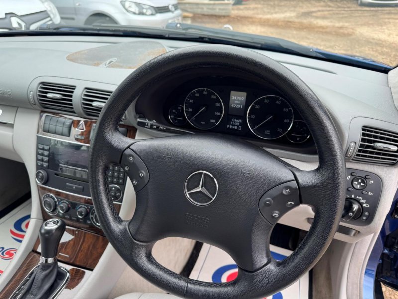 MERCEDES-BENZ C CLASS