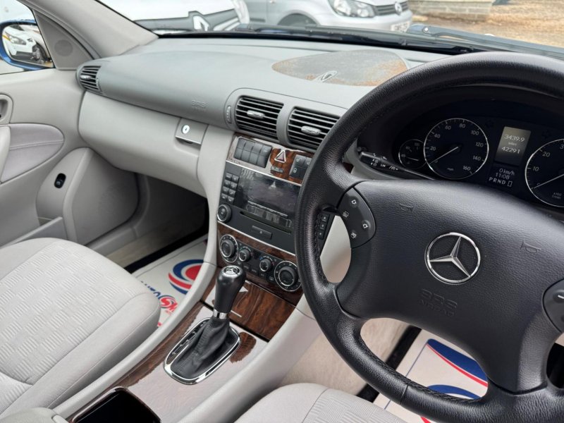 MERCEDES-BENZ C CLASS