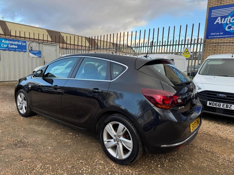 VAUXHALL ASTRA