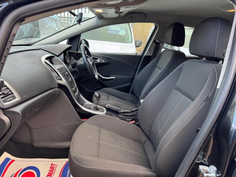 VAUXHALL ASTRA