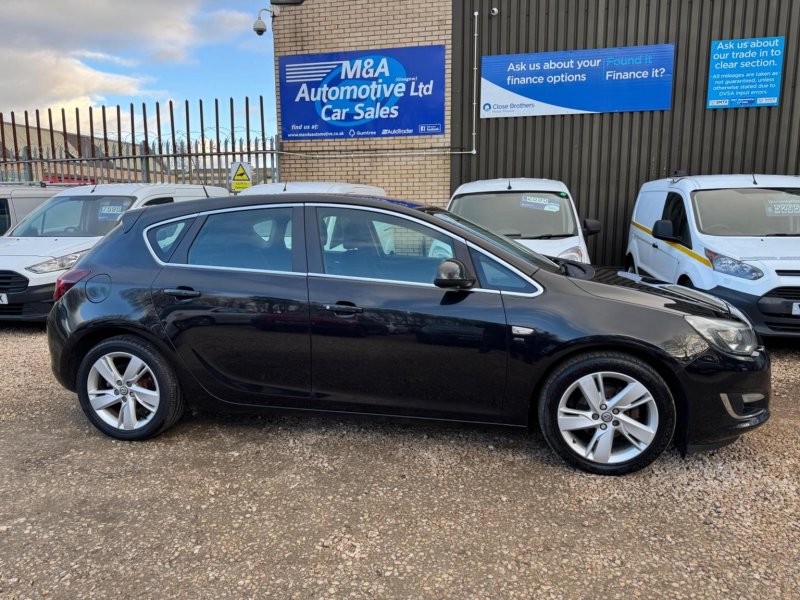 VAUXHALL ASTRA