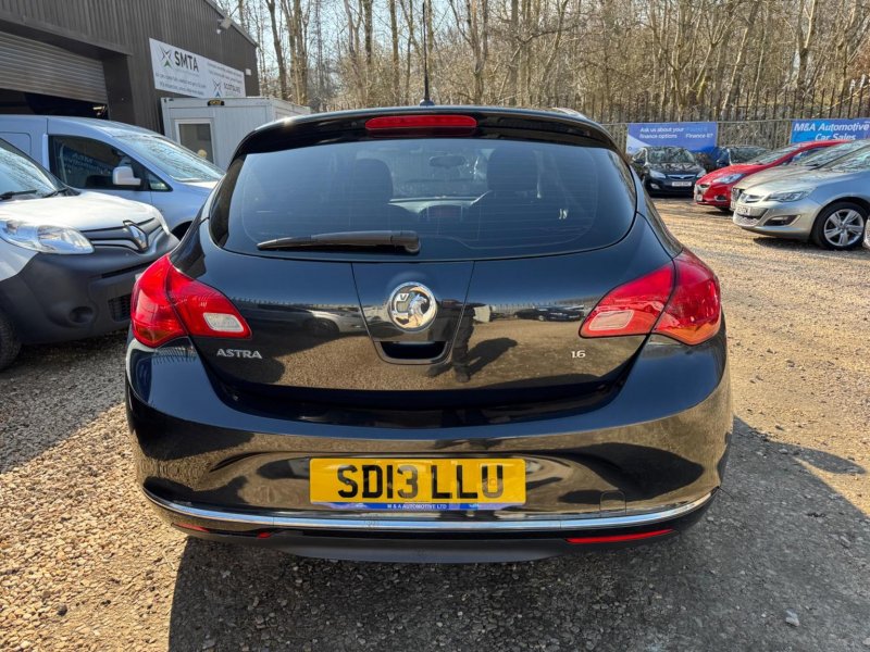 VAUXHALL ASTRA