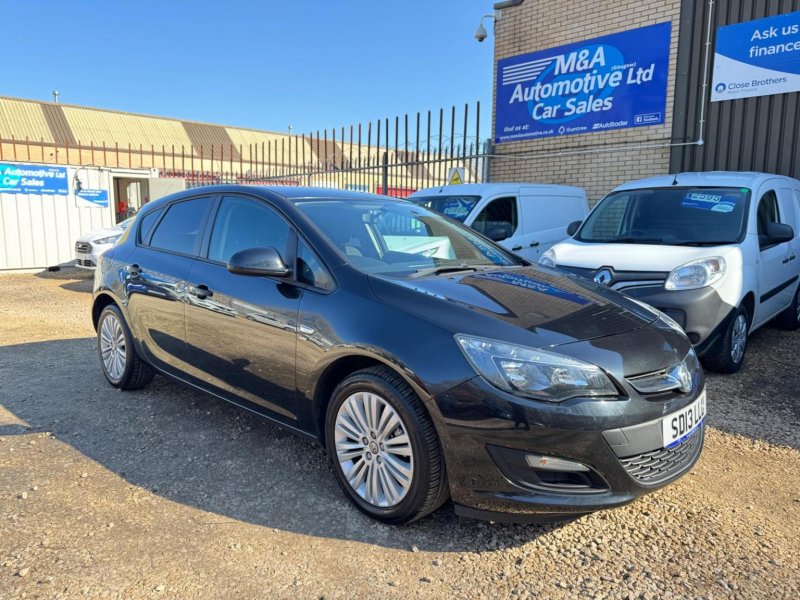 VAUXHALL ASTRA