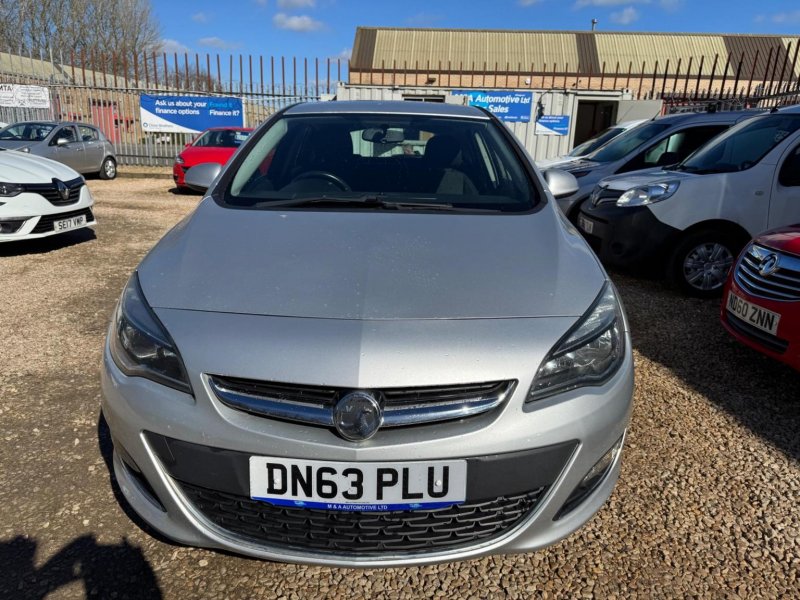 VAUXHALL ASTRA