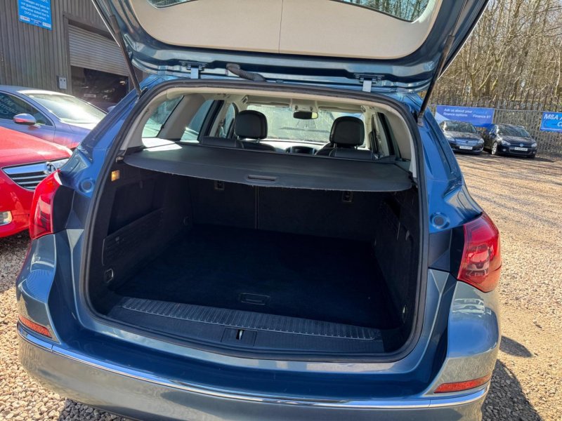 VAUXHALL ASTRA
