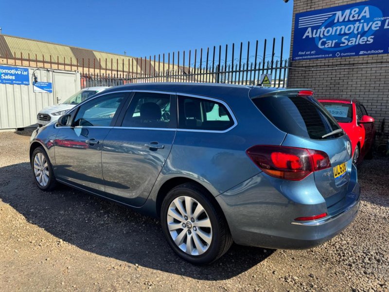 VAUXHALL ASTRA