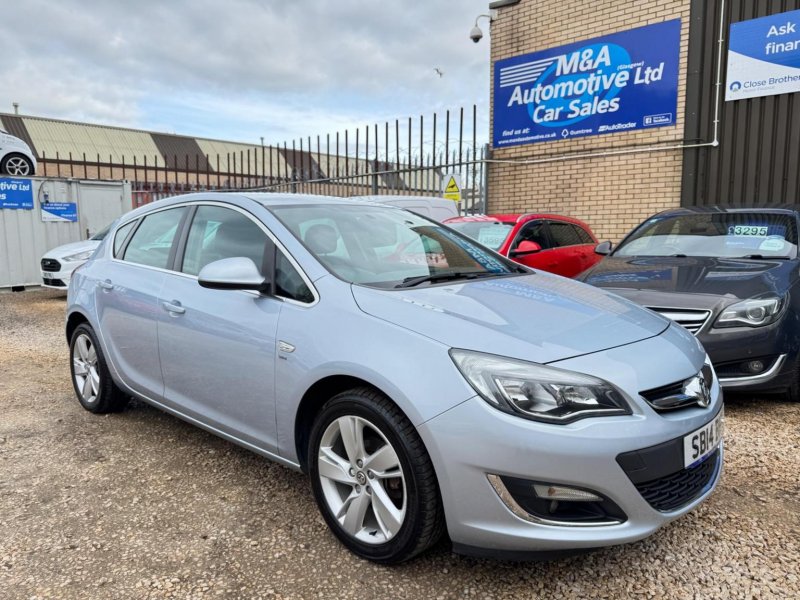 VAUXHALL ASTRA