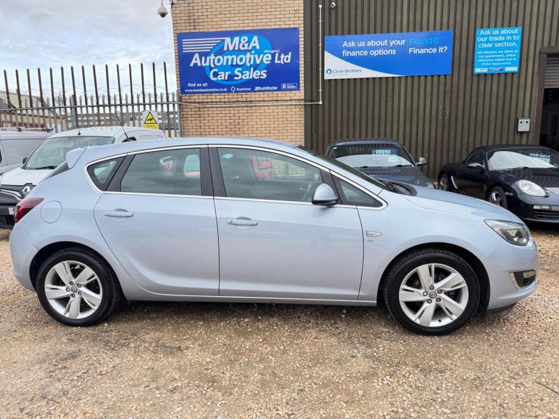 VAUXHALL ASTRA