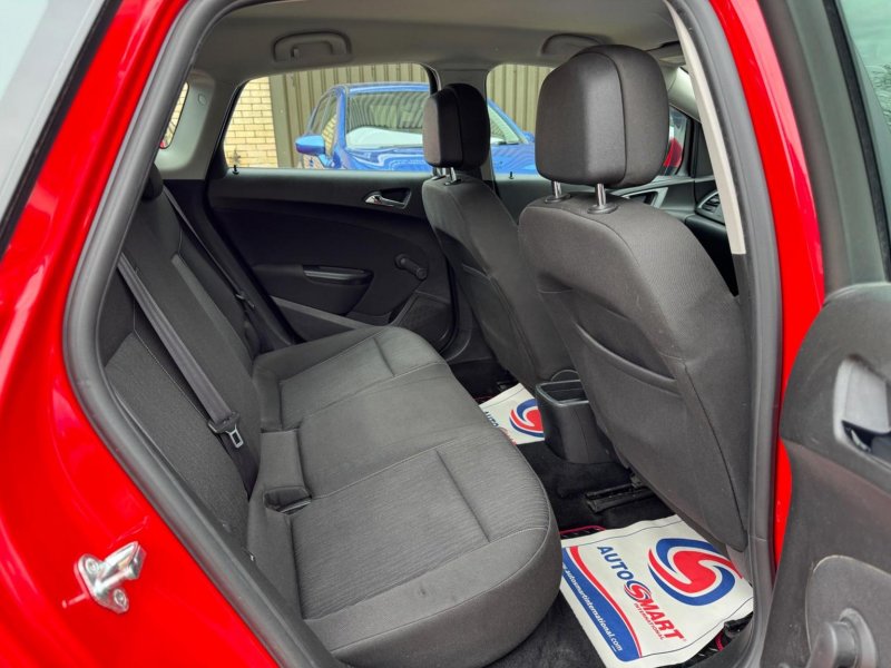 VAUXHALL ASTRA