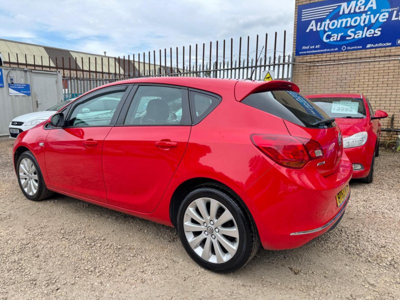 VAUXHALL ASTRA