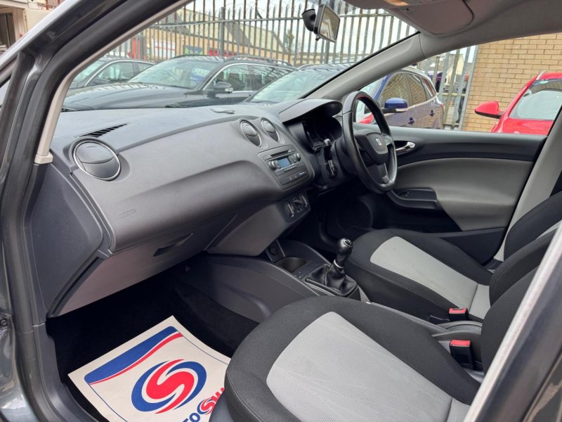 SEAT IBIZA