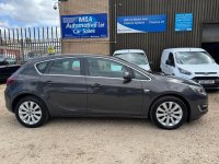 VAUXHALL ASTRA