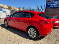 VAUXHALL ASTRA
