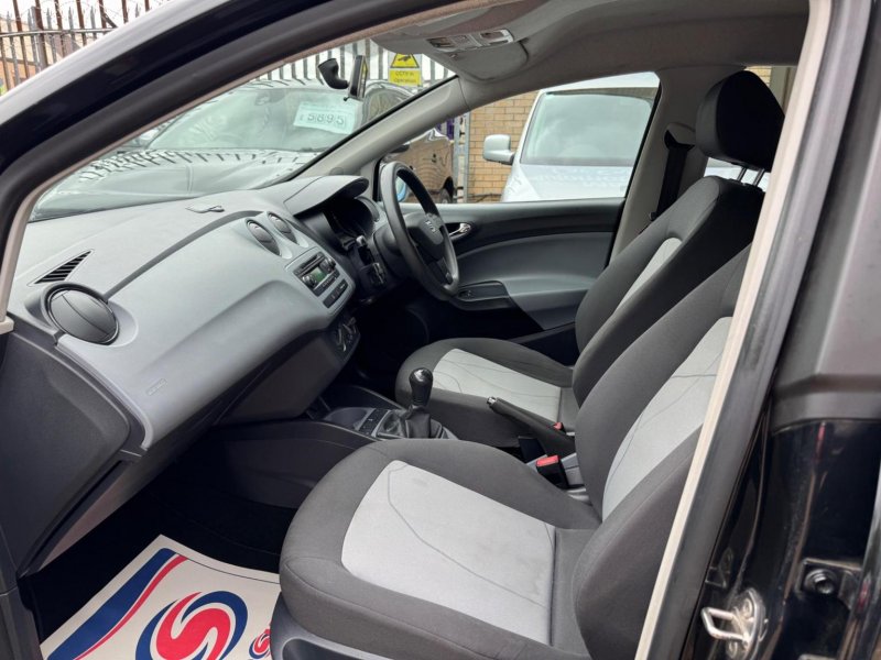 SEAT IBIZA