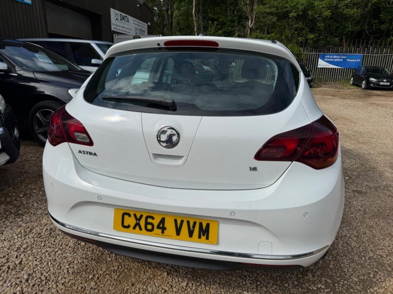 VAUXHALL ASTRA