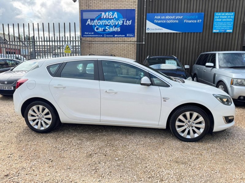 VAUXHALL ASTRA