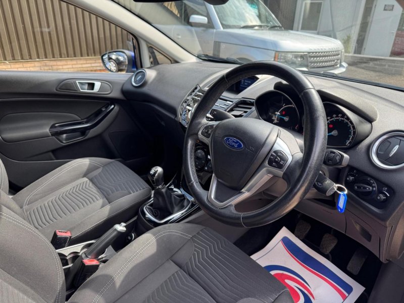 FORD FIESTA