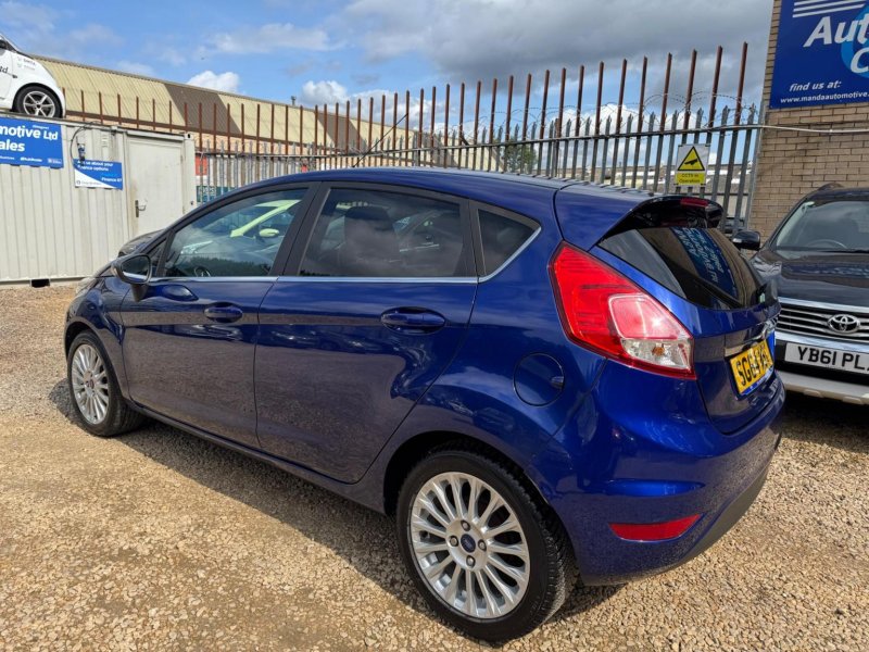 FORD FIESTA