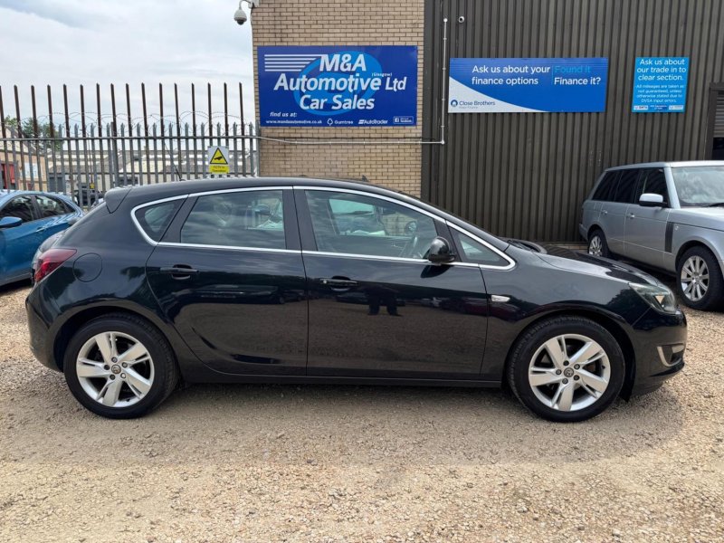 VAUXHALL ASTRA