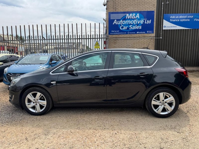 VAUXHALL ASTRA
