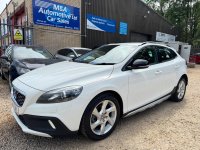 VOLVO V40 CROSS COUNTRY