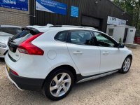 VOLVO V40 CROSS COUNTRY