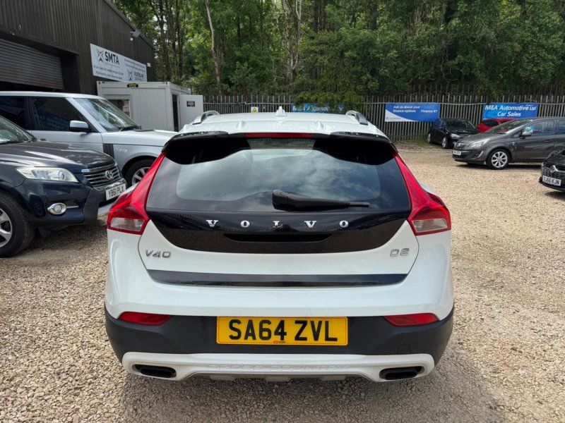 VOLVO V40 CROSS COUNTRY
