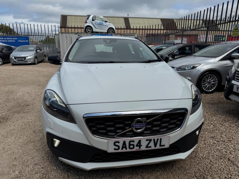 VOLVO V40 CROSS COUNTRY