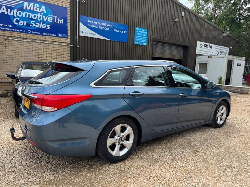 HYUNDAI I40