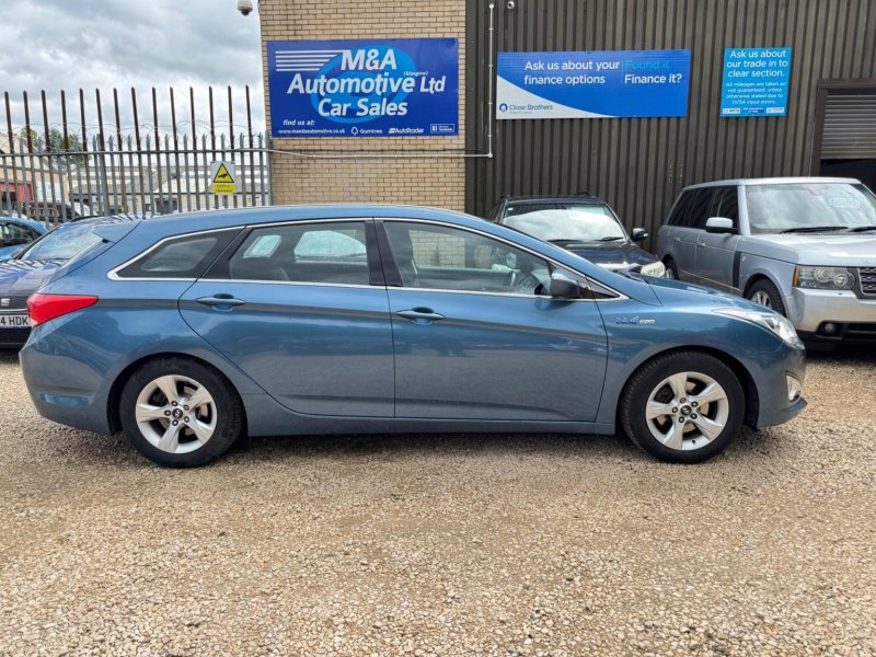 HYUNDAI I40