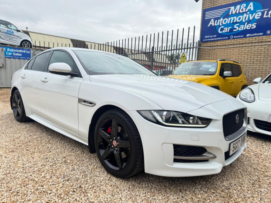2017 Jaguar Xe